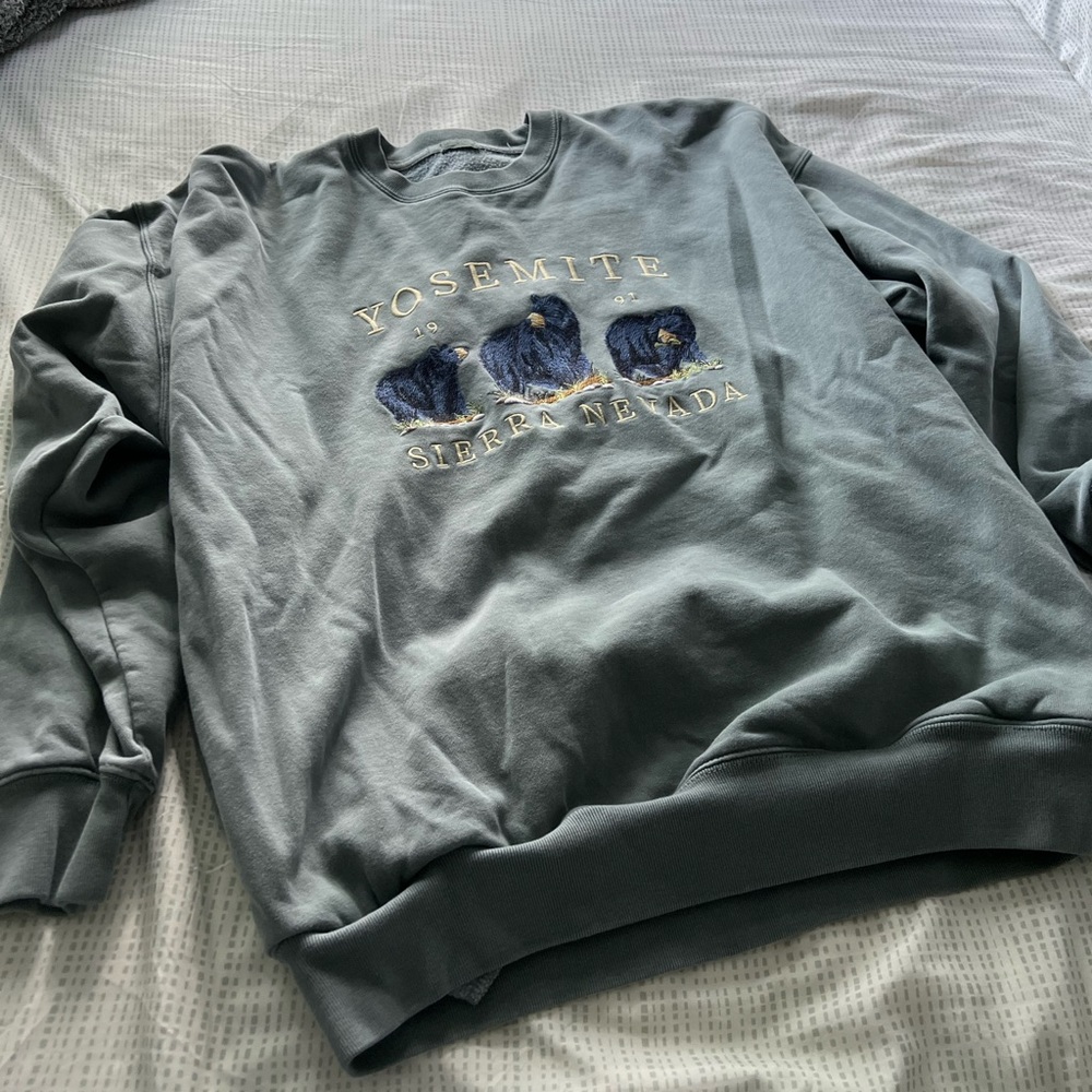 Brandy Melville/ John Galt crewneck